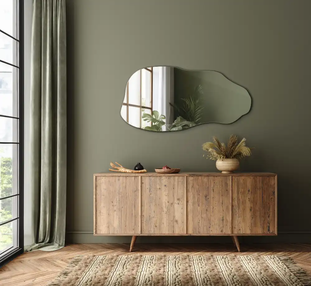 Organisk spegel i form av en fläck