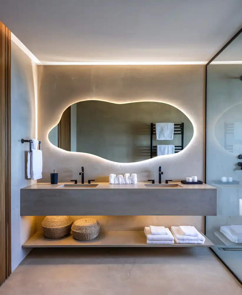 Spegel organisk unik formgivning med led