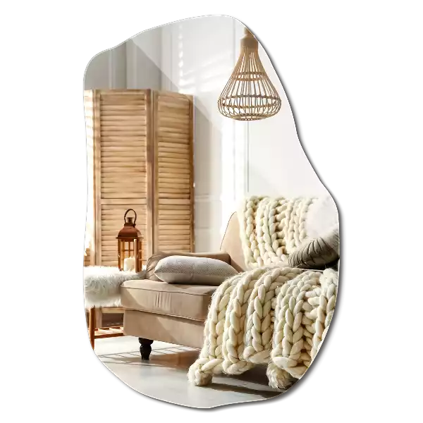 Oregelbunden spegel skulptural