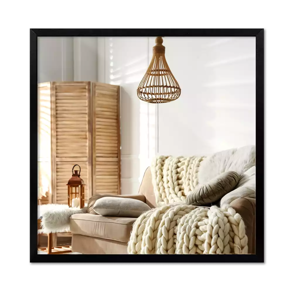 Rektangulär spegel med svart ram