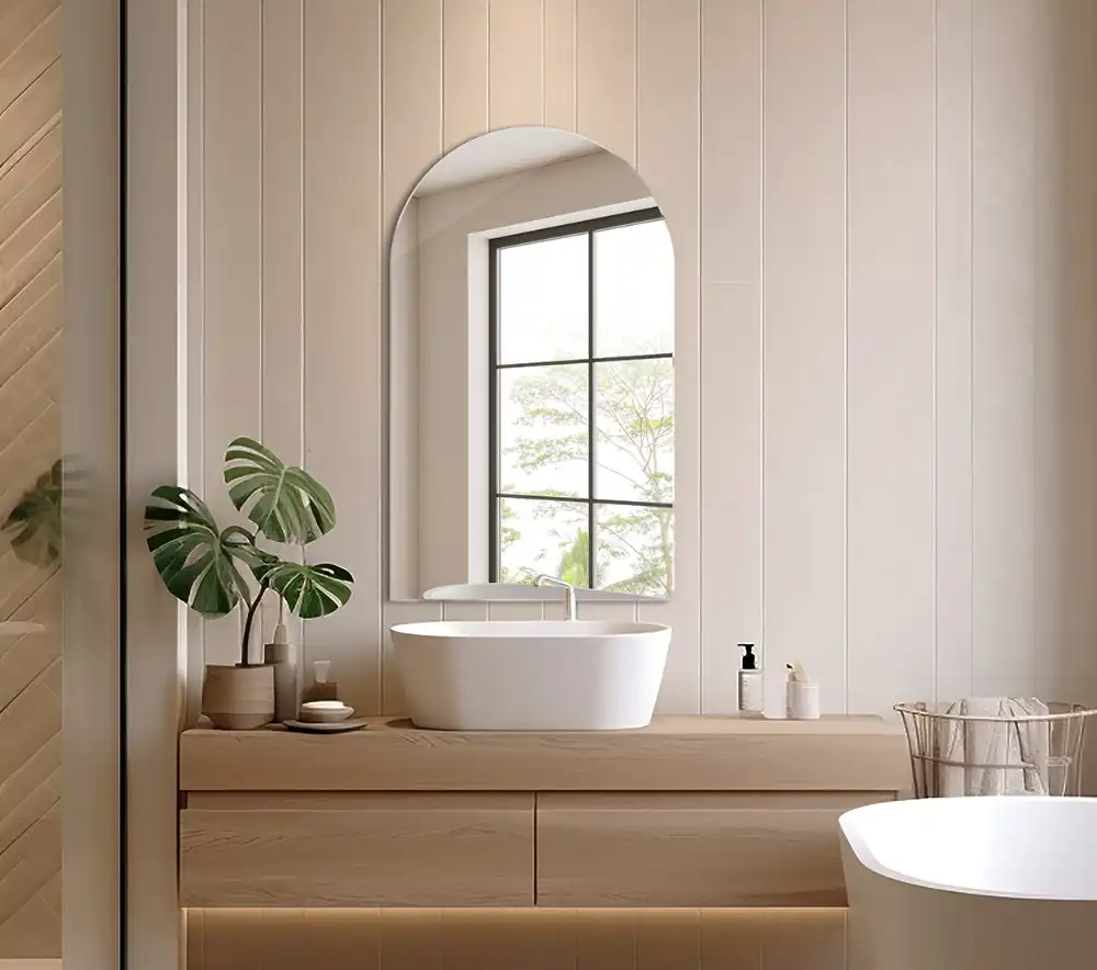 Halv-oval spegel unik design