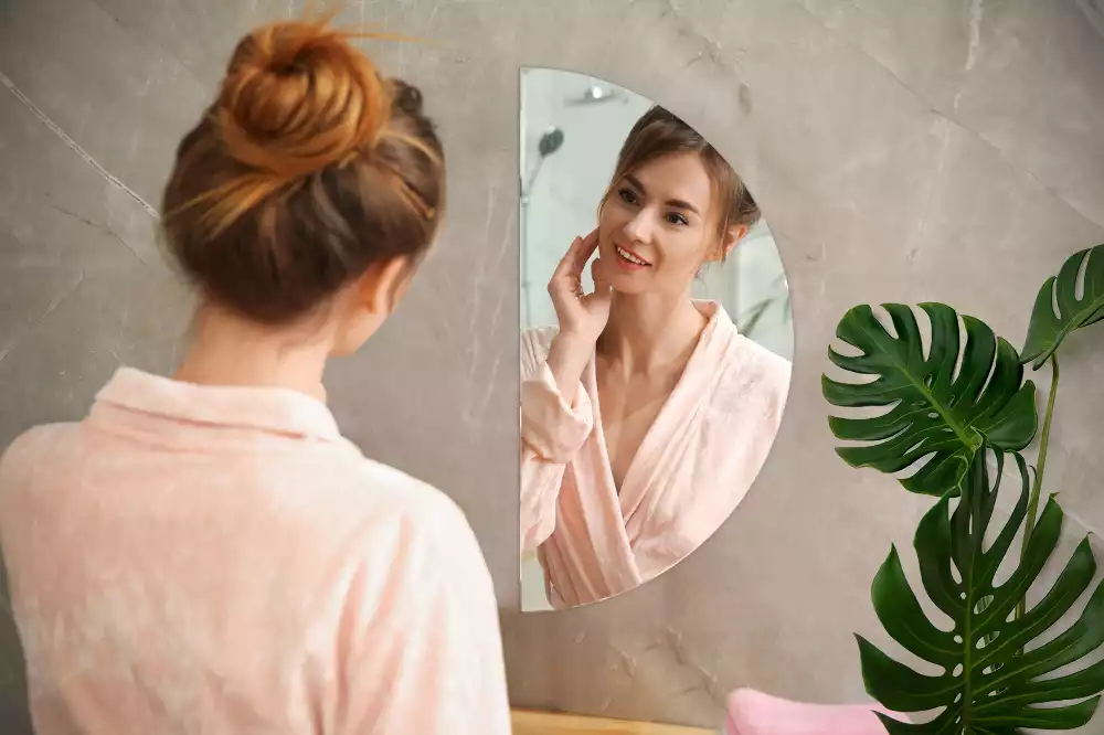 Spegel halvcirkel elegant