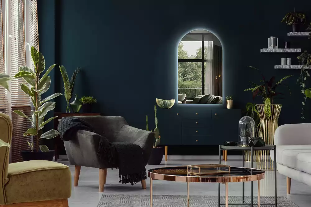 Halv-oval spegel med led belysning