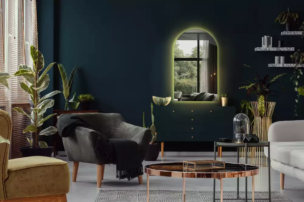 Halv-oval spegel med led belysning